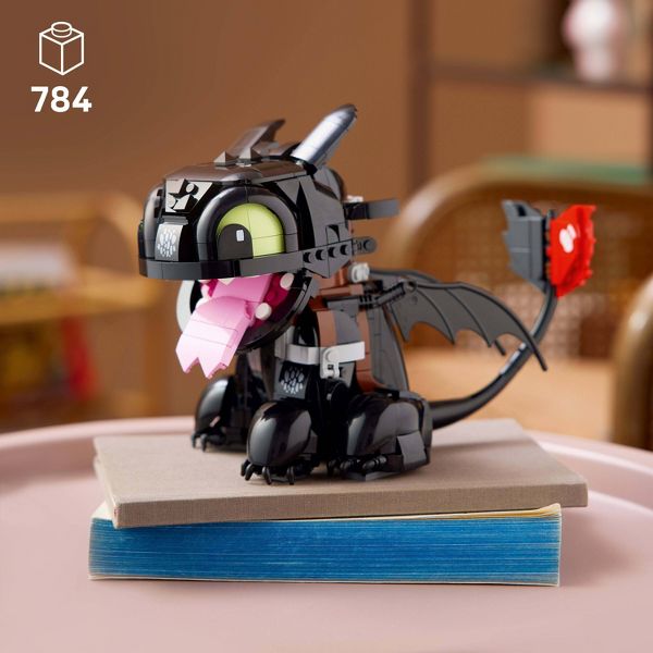 LEGO Icons How to Train Your Dragon: Toothless 10375