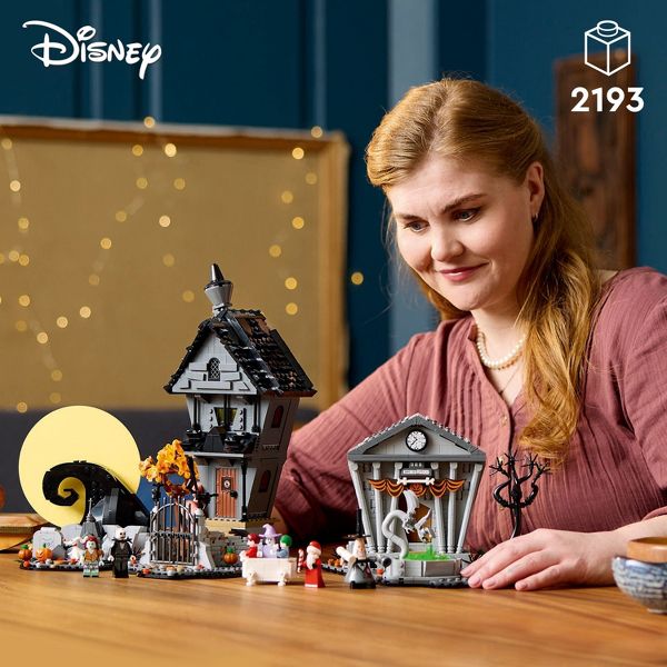 LEGO Ideas The Nightmare Before Christmas Building Craft & Decor for Fans 21351: Halloween