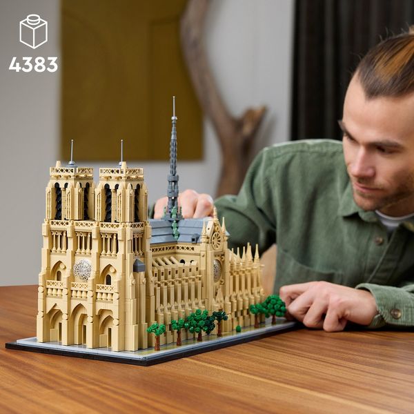 LEGO Architecture Notre-Dame de Paris Replica Build and Display Set 21061