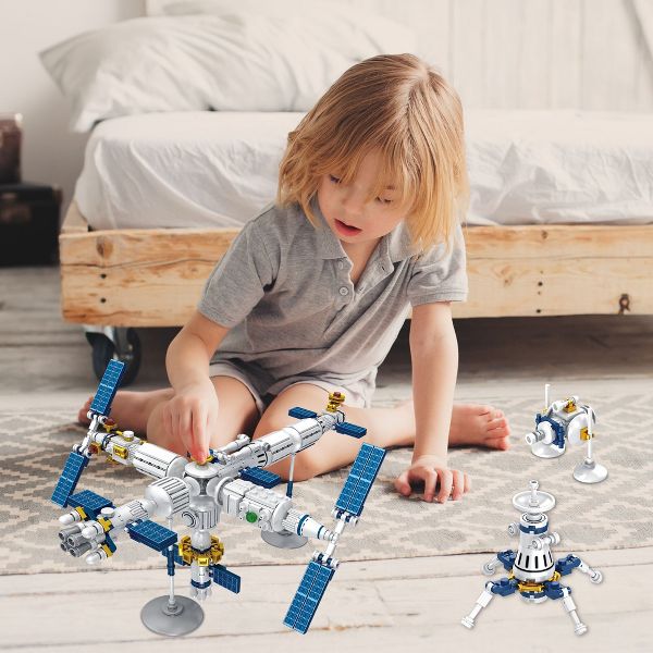 Contixo BK07 Space Station STEM Building Block Set, 12-in-1 Aerospace Exploration Kit, 573 PCS Creative Learning Construction Toy for Kids Ages 6-12