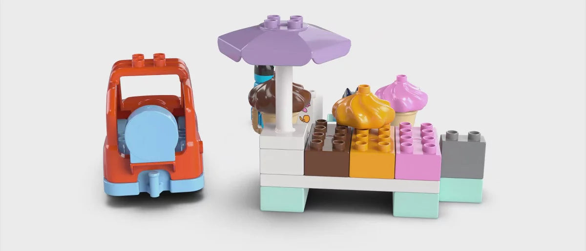 LEGO DUPLO Bluey Ice Cream Trip with Bluey Building Set 10458