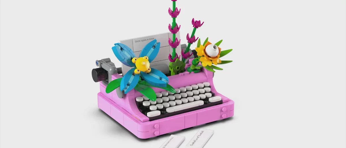 LEGO Creator 3 in 1 Typewriter with Flowers Building Toy with 3 Options Flowerpot or Keytar 31169