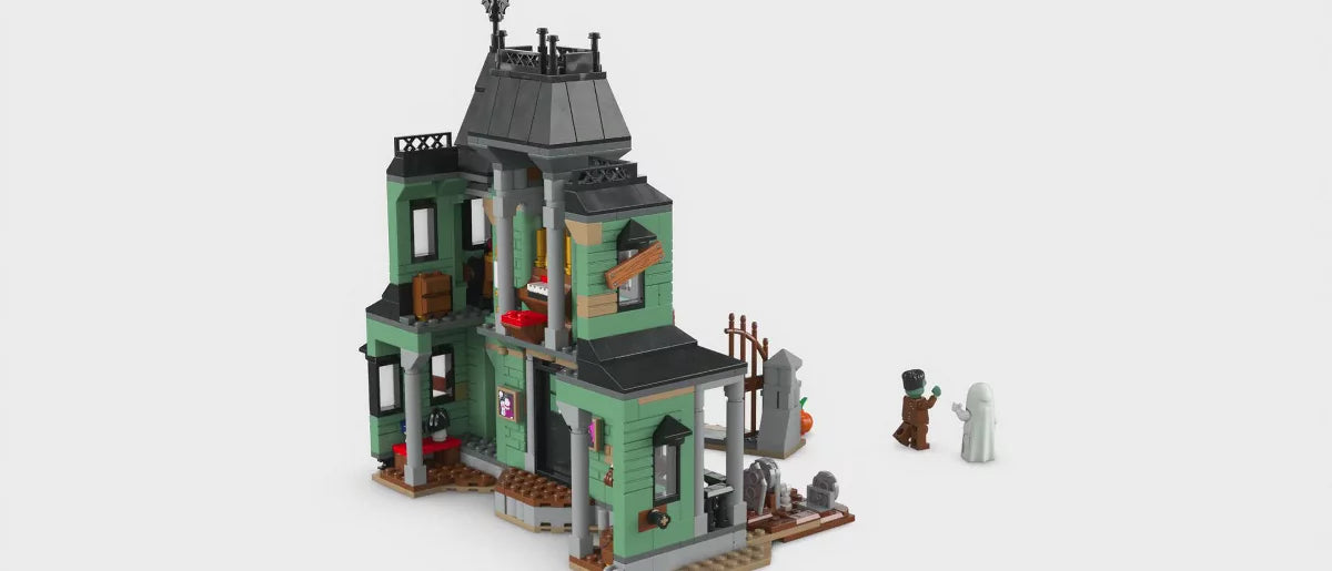 LEGO Creator 3 in 1 Haunted Mansion Building Toy 31167: Halloween