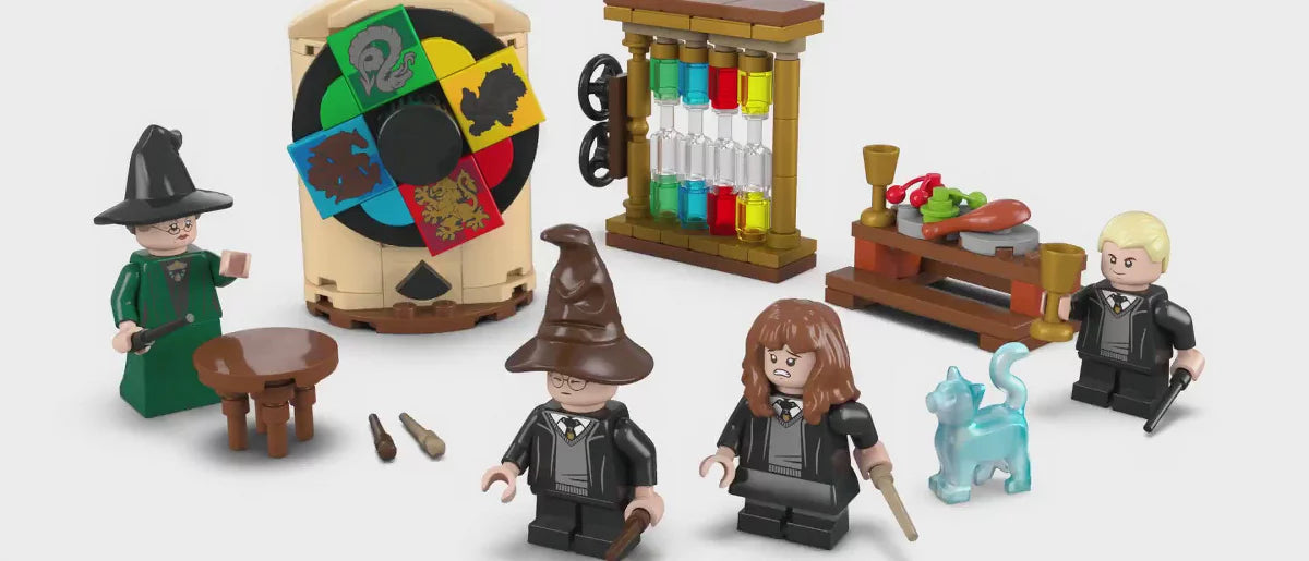 LEGO Harry Potter Hogwarts Castle: Sorting Hat Ceremony 76460