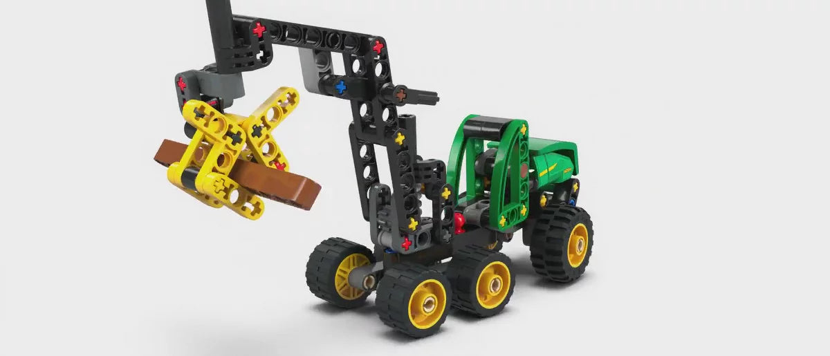 LEGO Technic John Deere 1470H Wheeled Harvester 42218