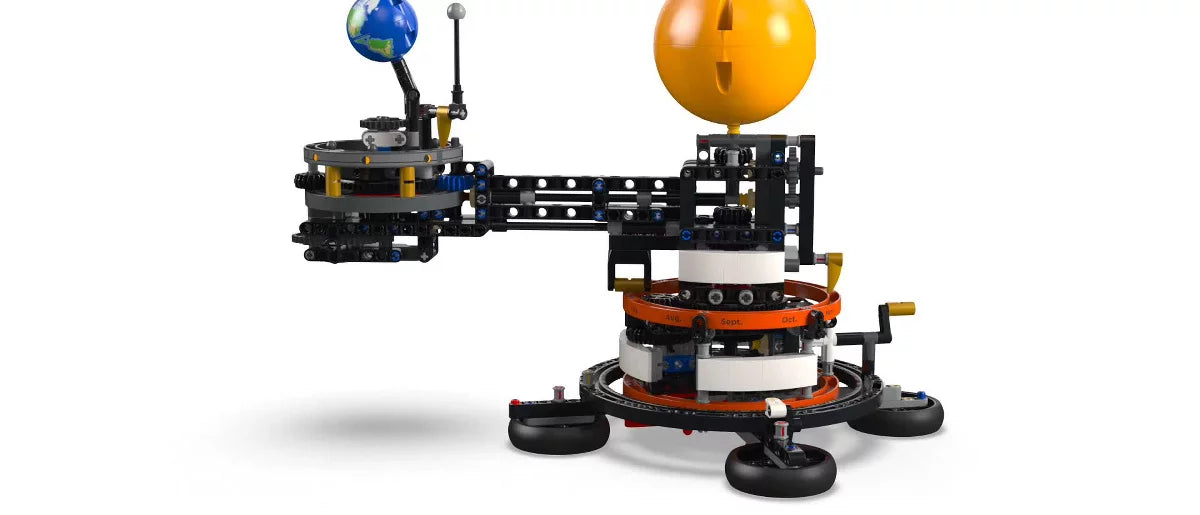 LEGO Technic Planet Earth and Moon in Orbit Space Toys Set 42179