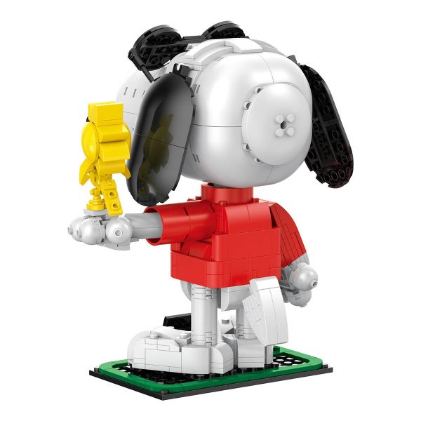 Brickcraft Peanuts Joe Cool 643-Piece Building Set