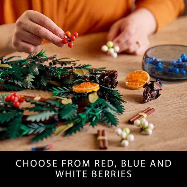 LEGO Icons Wreath-Making Kit and Holiday Garland 10340