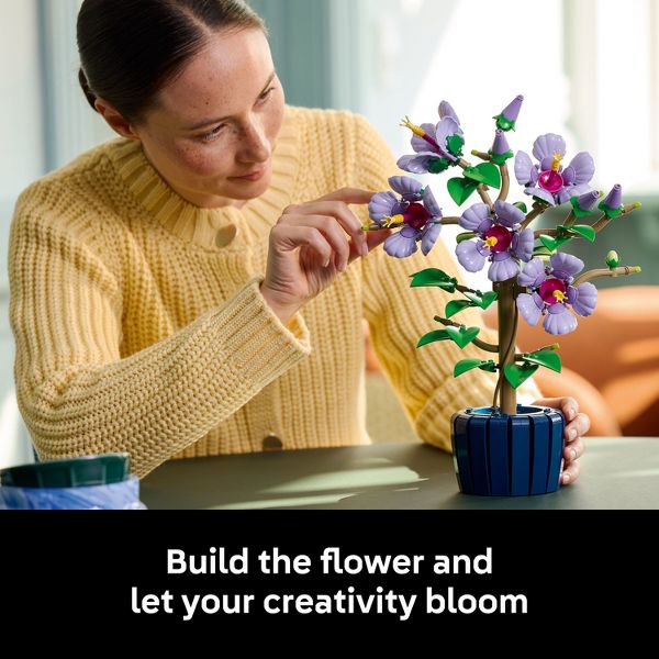 LEGO Botanicals Hibiscus Flower Building Set 10372